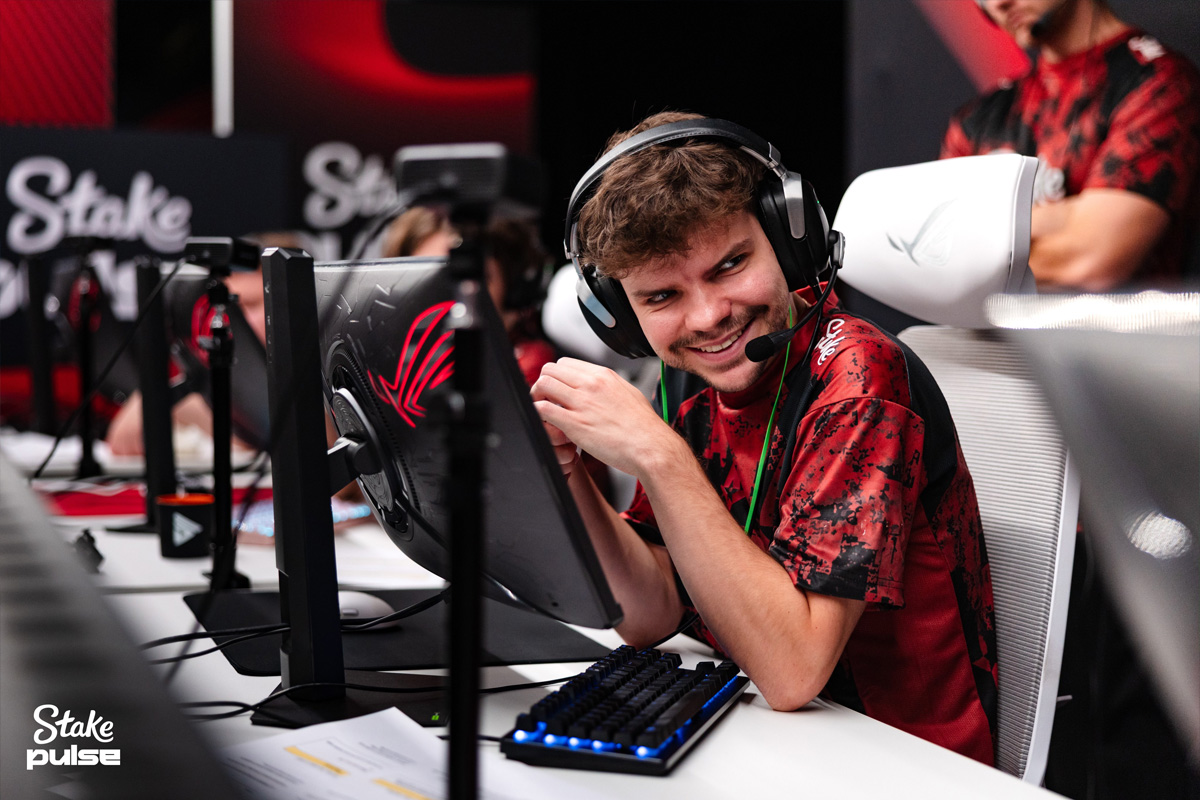 CSGO Skins & CS2 Roster Radar: Astralis, Monte, Falcons